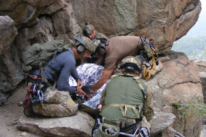 HIGH ALTITUDE ILLNESS & INJURY